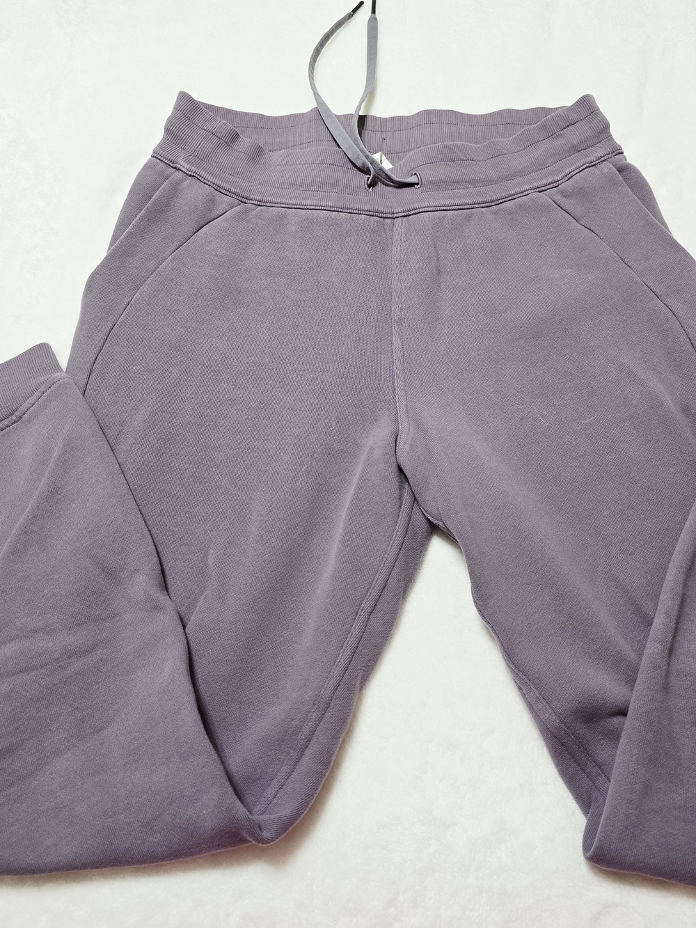 Lululemon Scuba Relaxed-Fit High-Rise Jogger